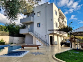 Villa Holiday Apartments